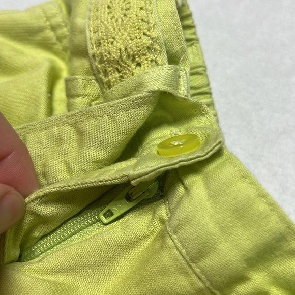Janie and Jack baby girl shorts lime green braided belt - Picture 4 of 5